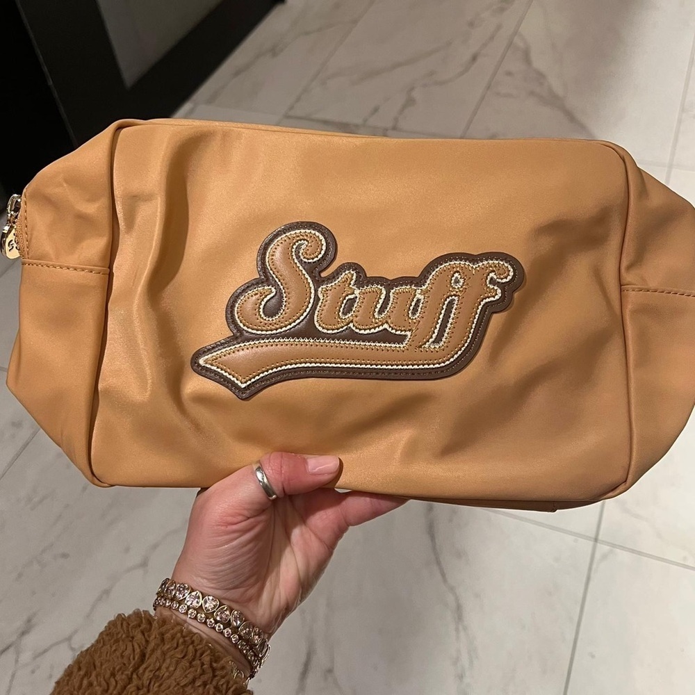 NEW Stoney Clover Pouch